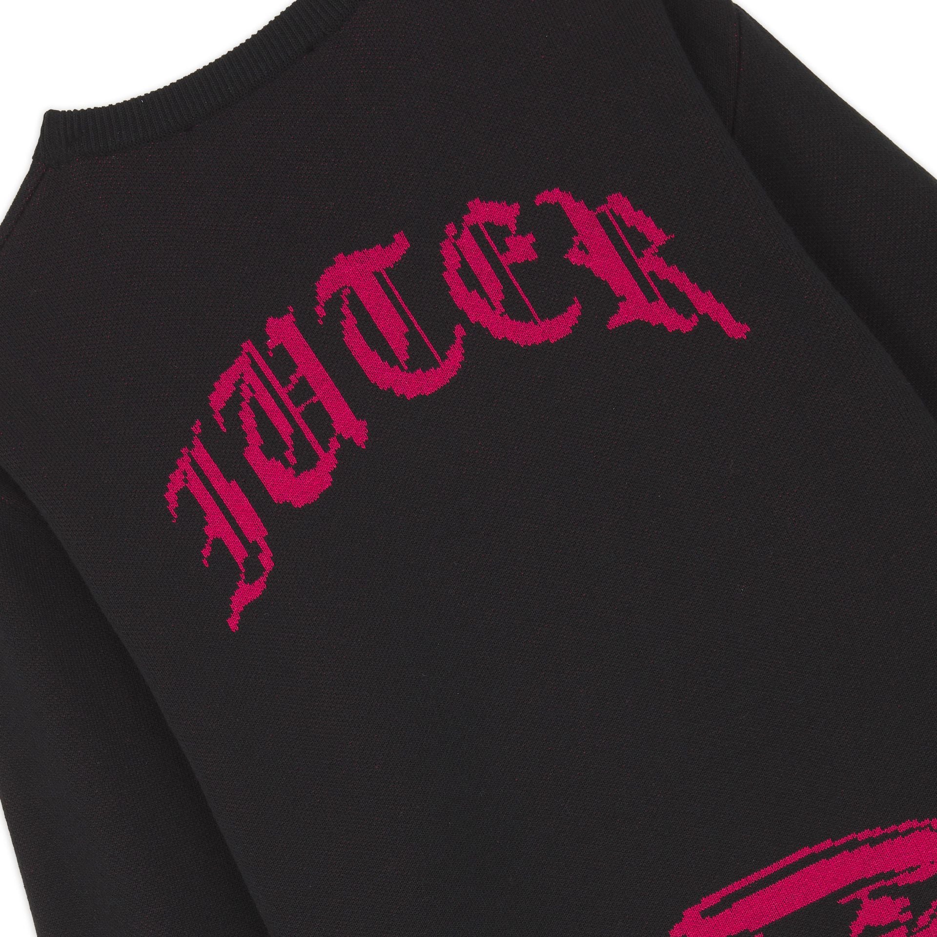 Iuter Chain Jumper (Black)