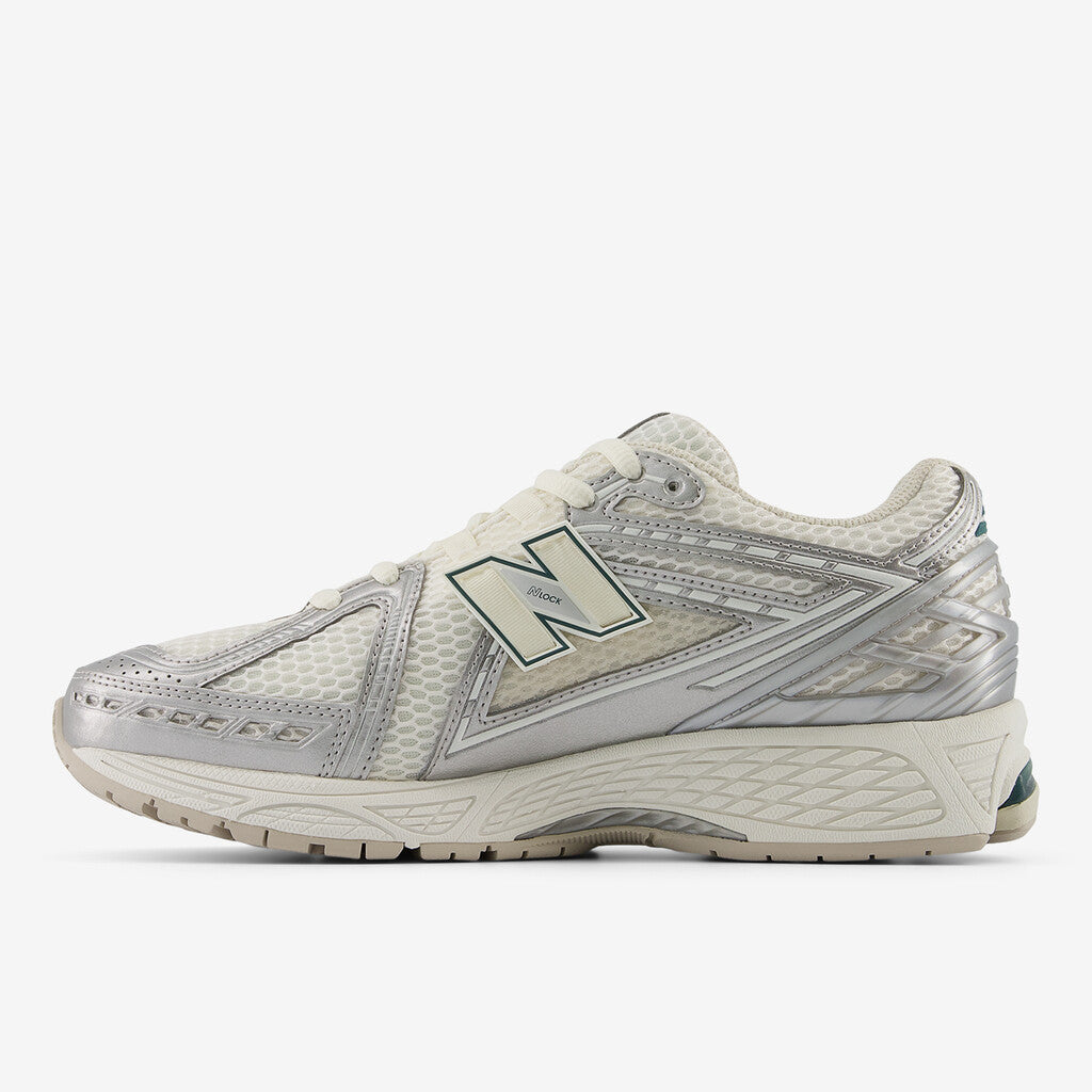 New Balance - M1906 REE (Silver Metallic)