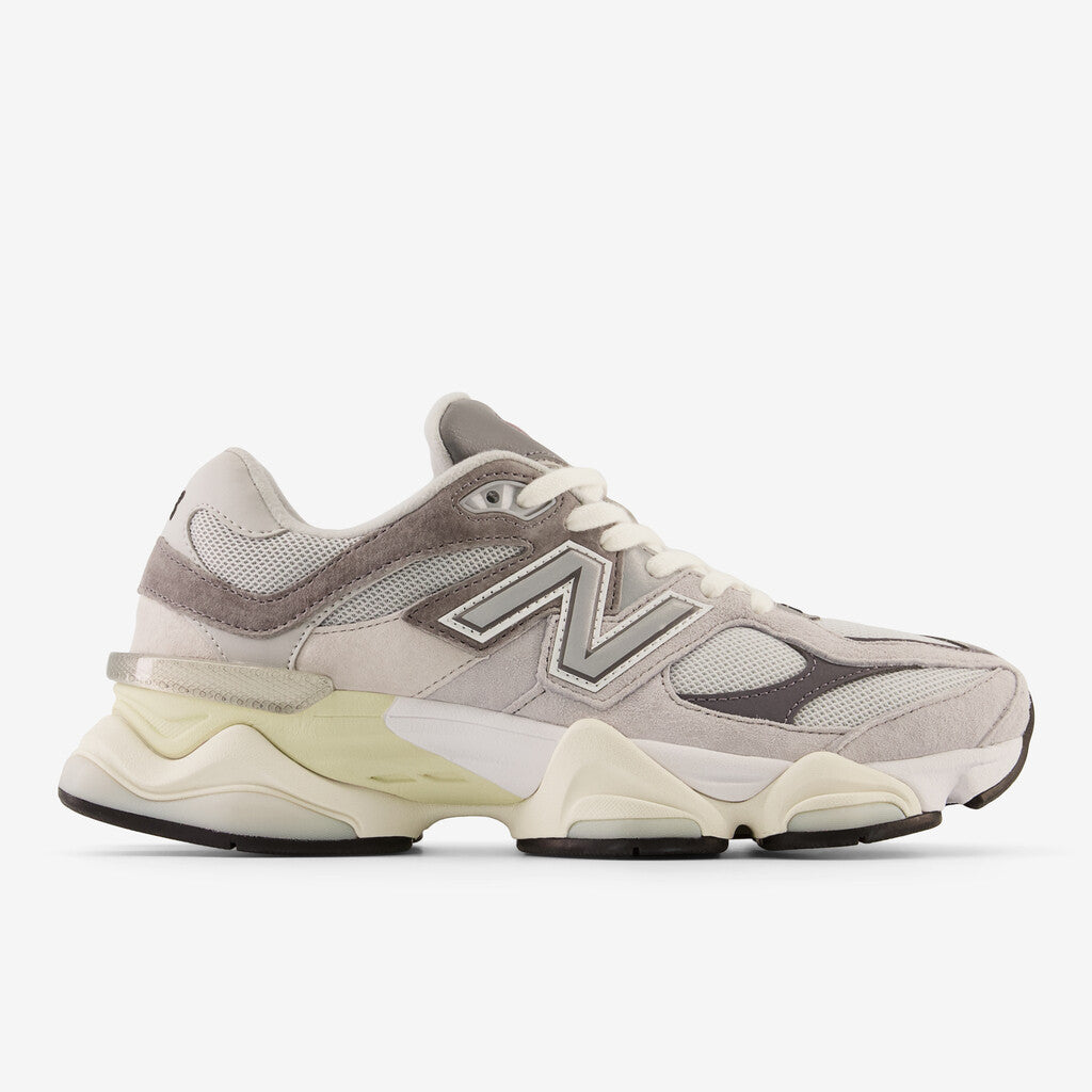 New Balance - 9060 (Grey)