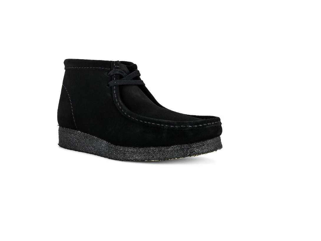 Clarks Wallabee boot (black sde)