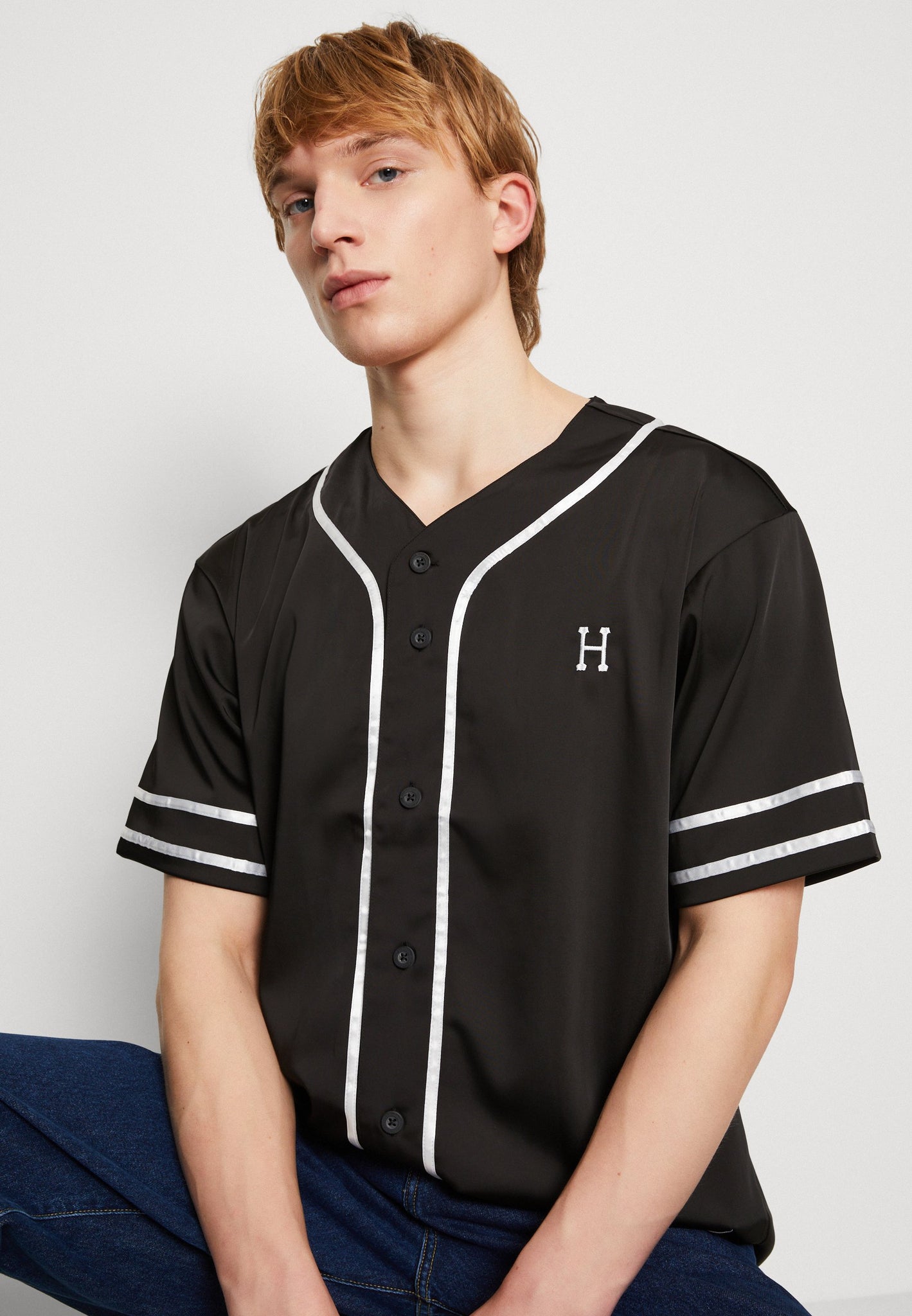 Communitty Hand Baseball Jersey (Black)