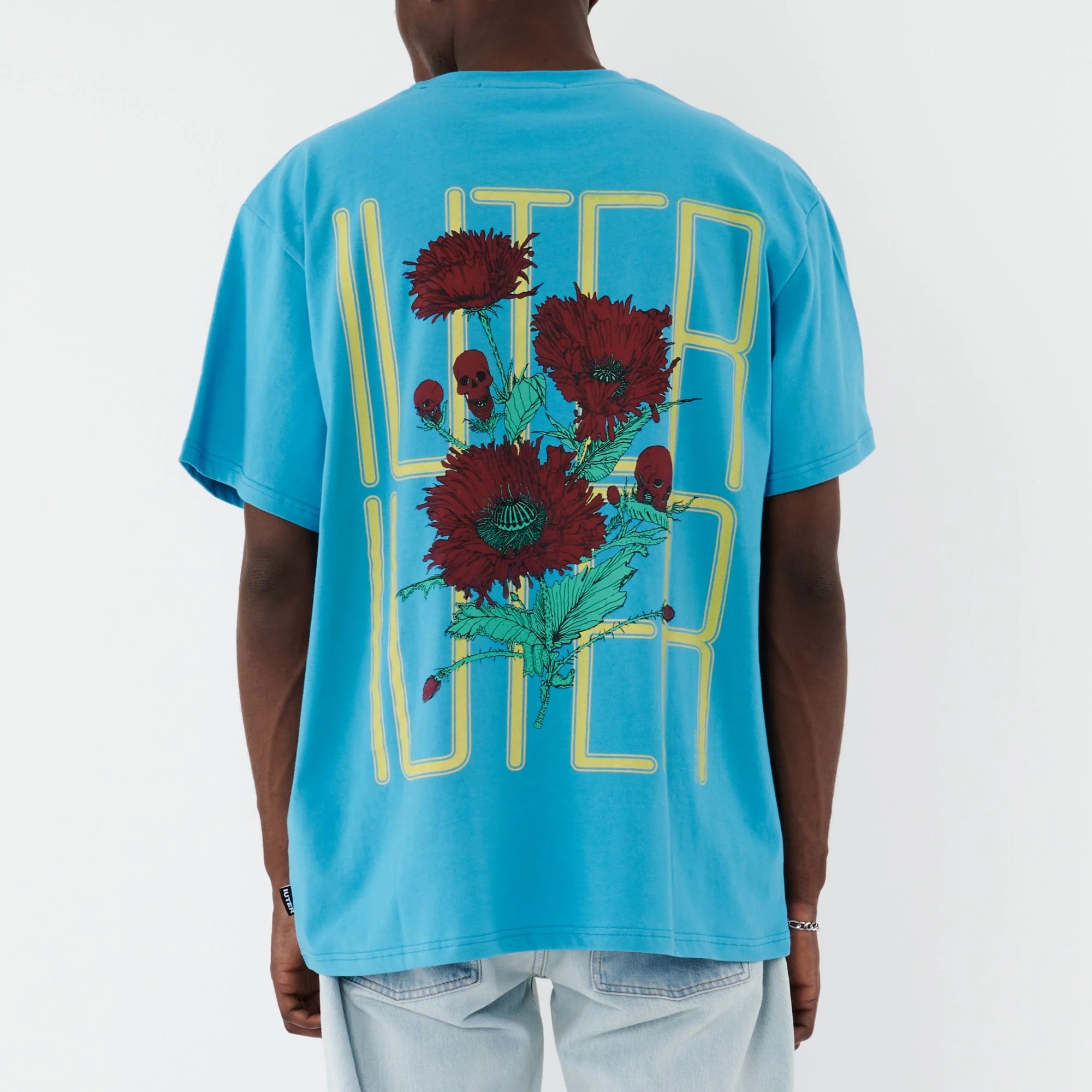 Spine Skulls Tee (Sky Blue)